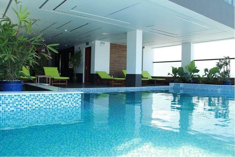 Daisy Hotel Nha Trang Extérieur photo