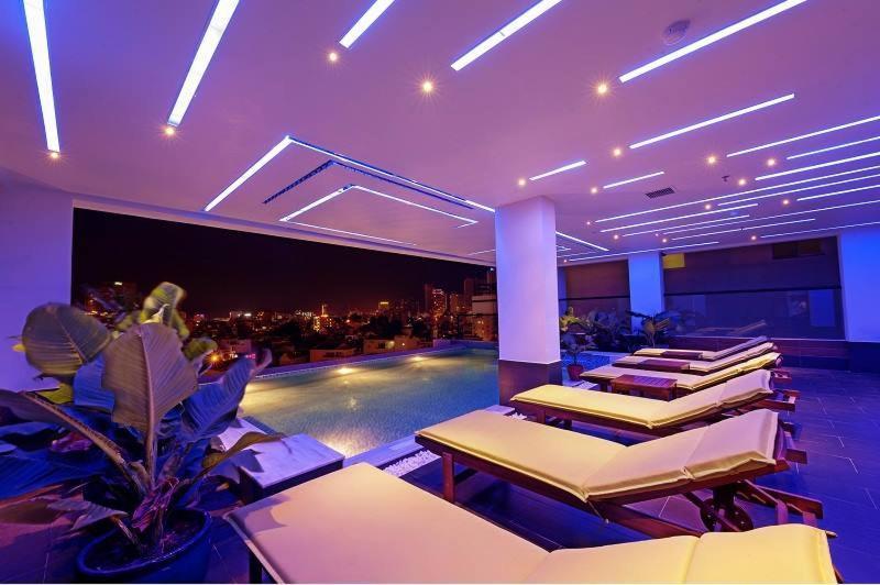 Daisy Hotel Nha Trang Extérieur photo
