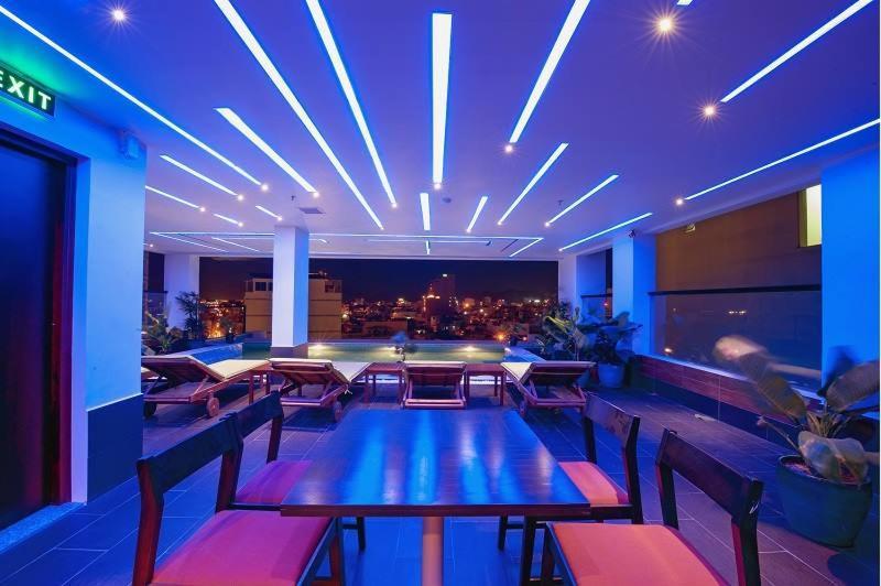 Daisy Hotel Nha Trang Extérieur photo